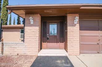 1709 Pete Brown Pl in El Paso, TX - Building Photo - Building Photo