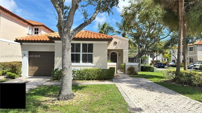 8337 NW 142nd St in Hialeah, FL - Building Photo - Building Photo