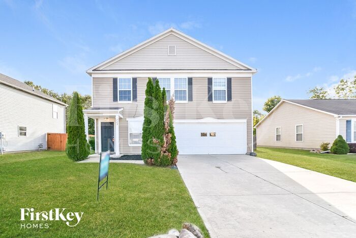 723 Sedgewick Ln in Greenfield, IN - Building Photo