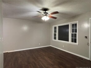 107 Mars Dr in Dunn, NC - Building Photo - Building Photo