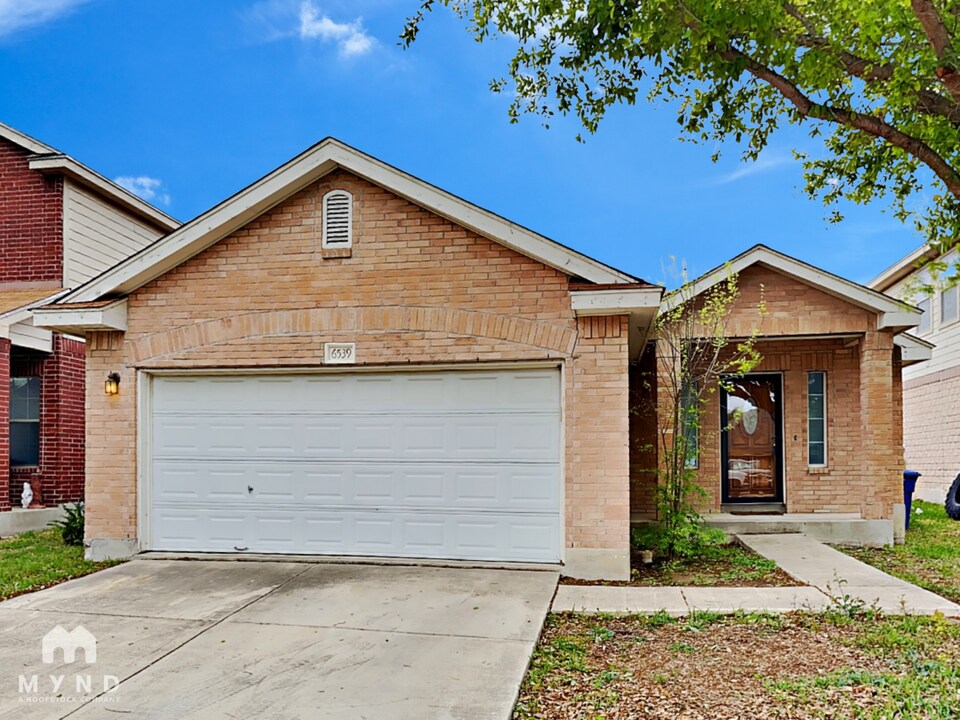 6539 Estes Flats in San Antonio, TX - Building Photo