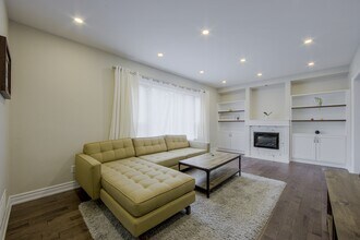 137 Yorkview Dr in Toronto, ON - Building Photo - Building Photo