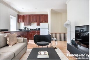 1611 Tremont St, Unit 3 in Boston, MA - Building Photo