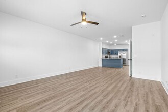 304 Front Rdg Cir in Clarksville, TN - Building Photo - Building Photo