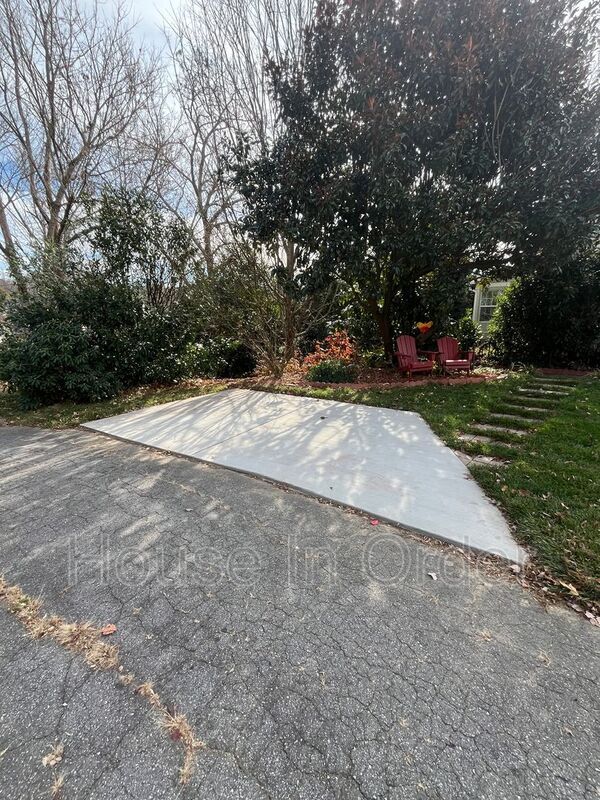 5 Williamette Cir in Weaverville, NC - Building Photo - Building Photo