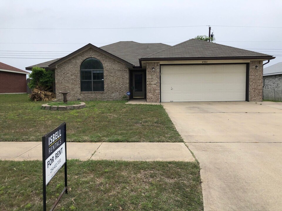 4301 Bowles Dr in Killeen, TX - Building Photo