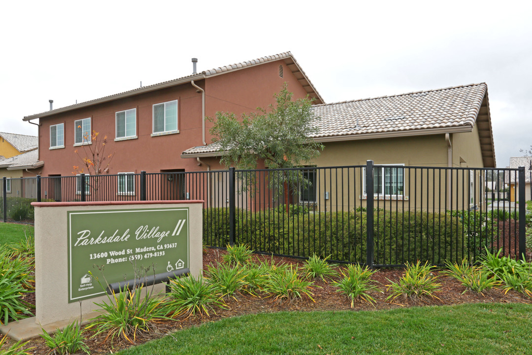 Parksdale Village II in Madera, CA - Building Photo