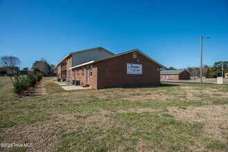 3027 Adams Blvd in Greenville, NC - Building Photo - Building Photo