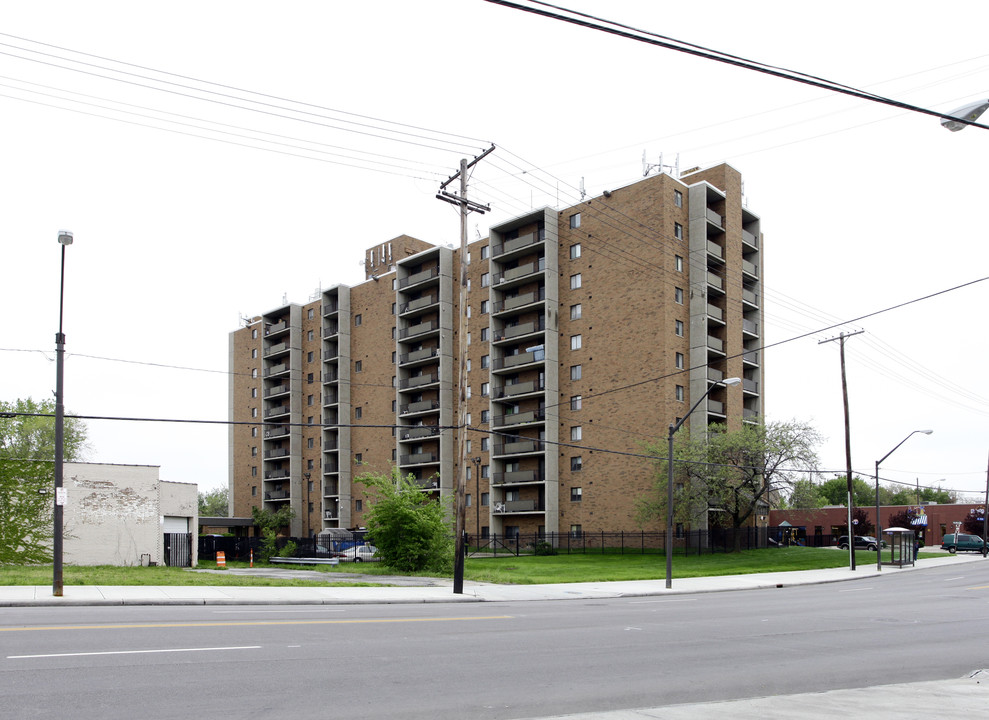 Morning Star Towers in Cleveland, OH - Building Photo