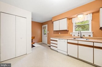 113 Spring Ln in West Chester, PA - Building Photo - Building Photo