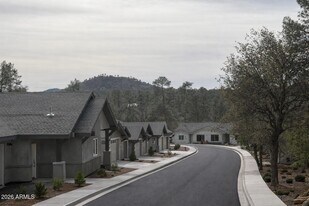 561 Sally Ln in Prescott, AZ - Building Photo