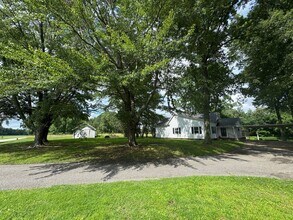 381 Pair Rd in Martin, TN - Building Photo - Building Photo