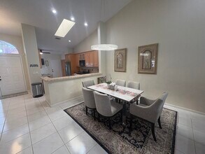 7275 Summer Tree Dr in Boynton Beach, FL - Building Photo - Building Photo