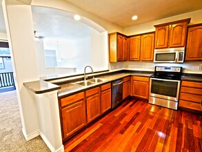 3953 W Watkins Way in West Jordan, UT - Building Photo - Building Photo