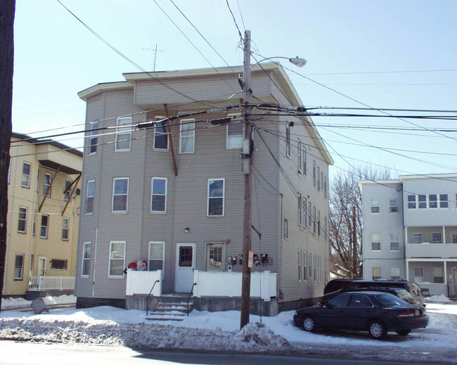 207-209 Mechanic St in Leominster, MA - Building Photo - Building Photo