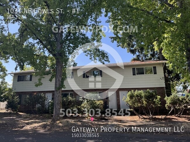 property at 1031 NE Cowls St