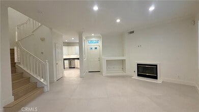 449 Ridgeway in Irvine, CA - Building Photo - Building Photo