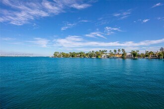 441 E Dilido Dr in Miami Beach, FL - Building Photo - Building Photo
