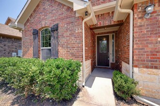 176 Flannery Ln in Buda, TX - Building Photo - Building Photo