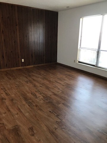 9128 Woodpark Ln NW-Unit -D in Knoxville, TN - Foto de edificio - Building Photo