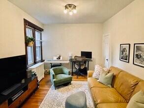 17 Gray St, Unit 2 in Cambridge, MA - Building Photo - Building Photo