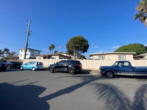 718-722 N Freeman St in Oceanside, CA - Building Photo - Building Photo