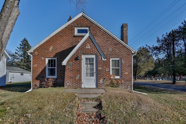 property at 1417 Prospect Ave