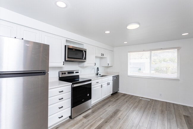 Sierra Ridge in Provo, UT - Building Photo - Interior Photo