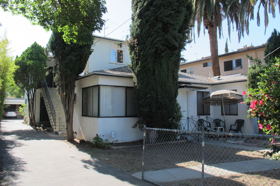 5636 Elmer Ave in North Hollywood, CA - Foto de edificio