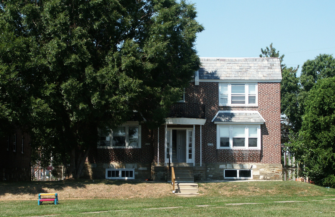 Algon Condominiums in Philadelphia, PA - Building Photo