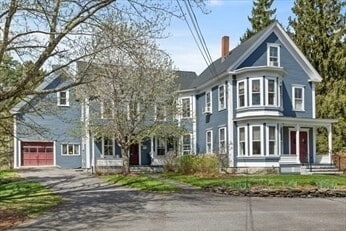 property at 29 River Rd
