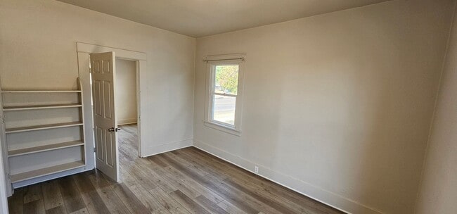 243-245 N Holly St in Medford, OR - Building Photo - Building Photo