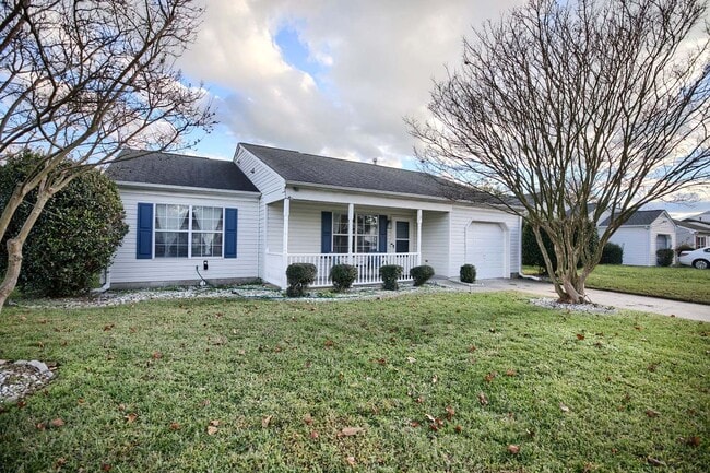 3 Skyland Dr in Hampton, VA - Building Photo - Building Photo