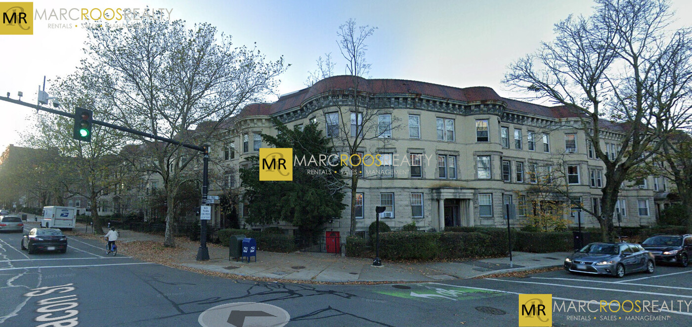 1232 Beacon St, Unit B1 in Brookline, MA - Building Photo