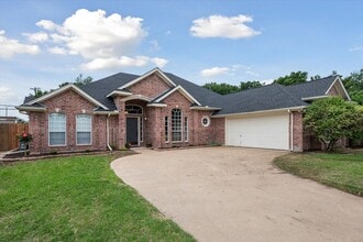 3 Savoy Ct in Mansfield, TX - Building Photo - Building Photo
