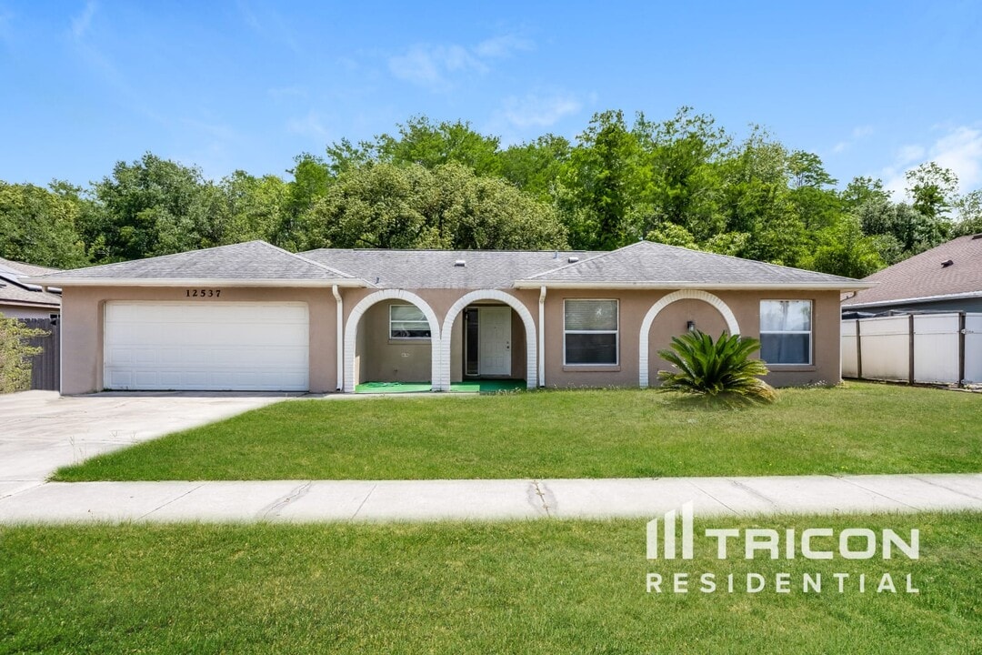 12537 Indiana Woods Ln in Orlando, FL - Building Photo