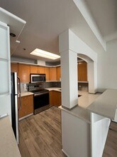1177 Pacific Blvd in Vancouver, BC - Building Photo - Building Photo