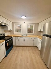 378 Old Colony Rd in Norton, MA - Building Photo - Building Photo