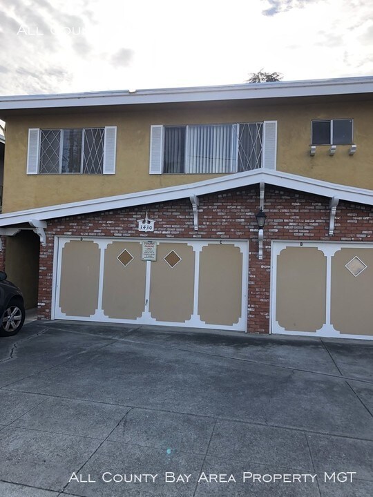 3430 64th Ave Pl-Unit -B in Oakland, CA - Building Photo