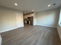 160 Princeton St, Unit 152-503 in Boston, MA - Building Photo - Building Photo