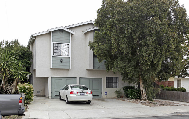 3745 Arizona St in San Diego, CA - Building Photo - Building Photo