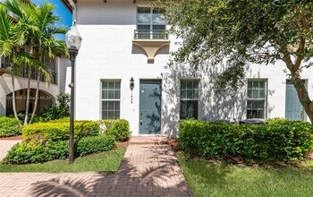 11844 SW 26 St in Miramar, FL - Building Photo - Building Photo
