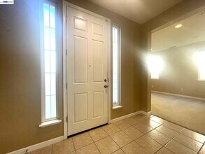 1669 Marina Way in Brentwood, CA - Building Photo - Building Photo