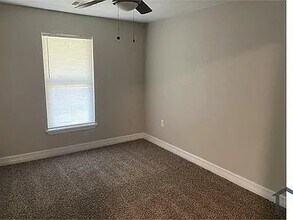 806 4th Ave N in Texas City, TX - Building Photo - Building Photo