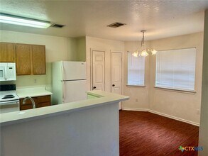 128 Cedargrove in San Marcos, TX - Building Photo - Building Photo