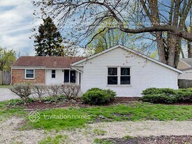 81 Seabury Rd in Bolingbrook, IL - Building Photo