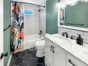 2260 S Berkeley St in Boise, ID - Building Photo - Building Photo