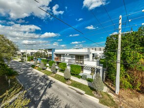 Princeton Townhomes in Homestead, FL - Foto de edificio - Building Photo