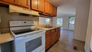 5321 SE 32nd Ct in Ocala, FL - Building Photo - Building Photo