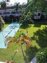 141 NE 10th Ave in Hallandale Beach, FL - Foto de edificio - Building Photo
